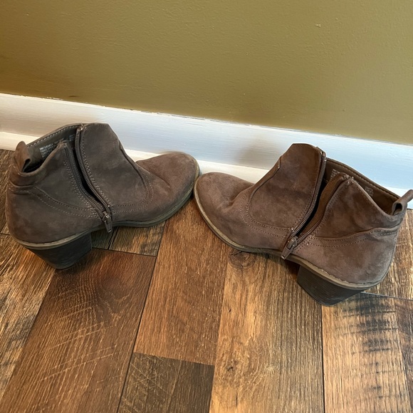 Booties - Picture 2 of 3